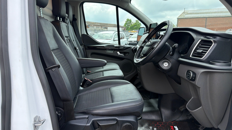 Ford Transit Custom 290 L1 Diesel Fwd 2.0 EcoBlue 185ps Low Roof Sport Van